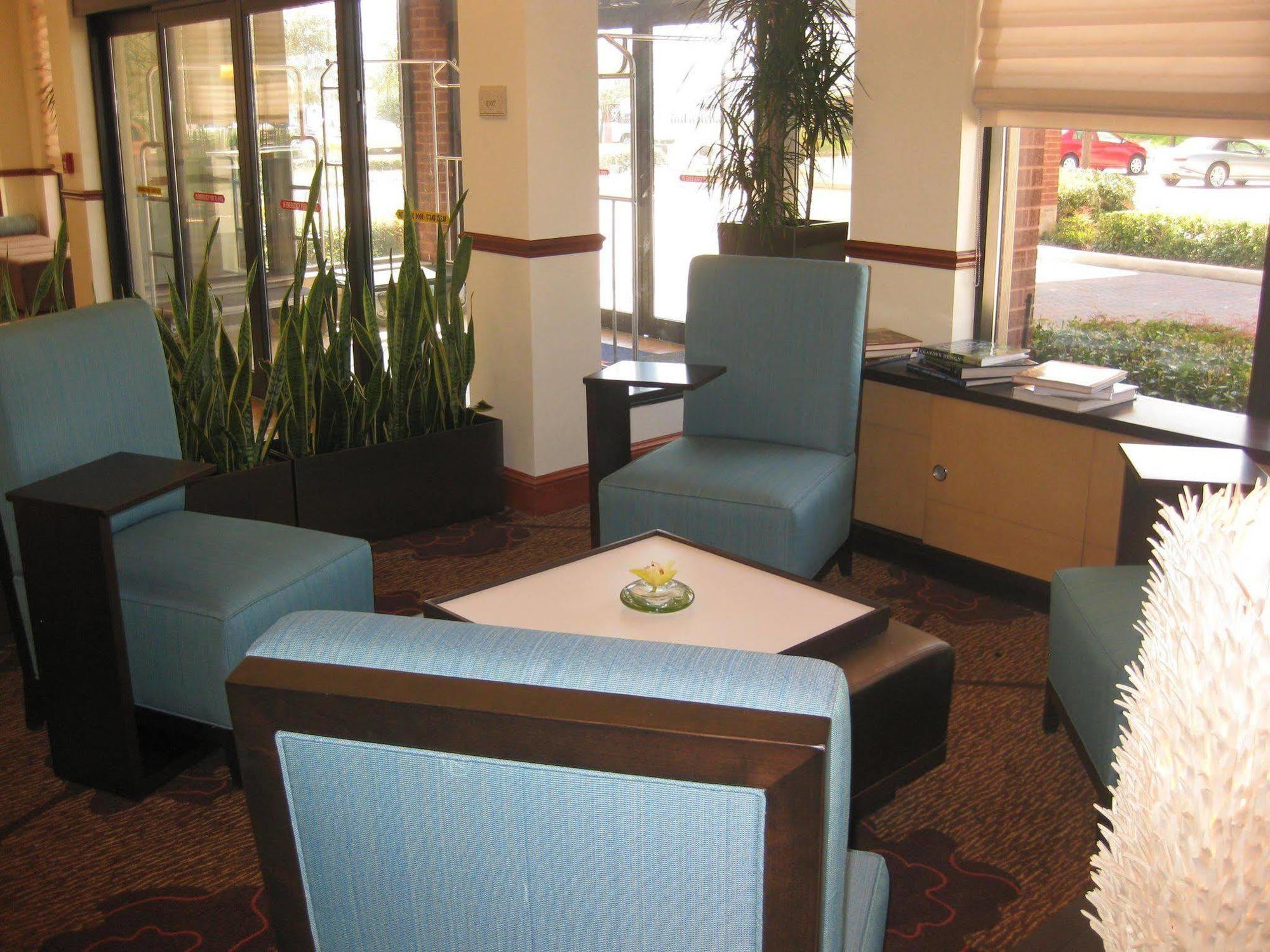 Courtyard By Marriott Dallas Arlington Entertainment District מראה חיצוני תמונה